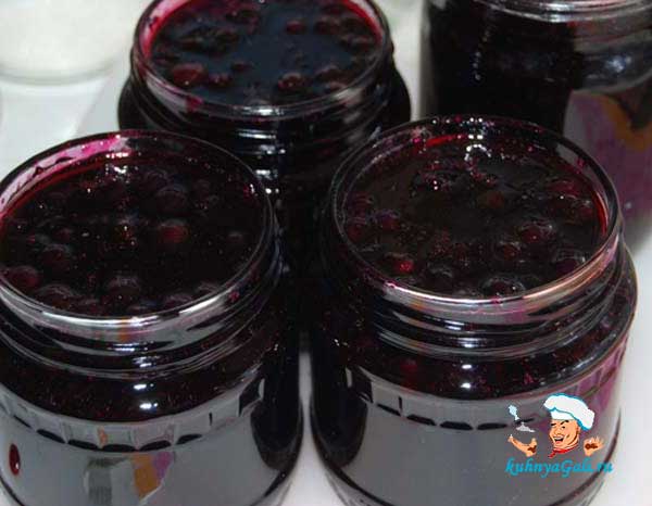 Смородина черная с сахаром